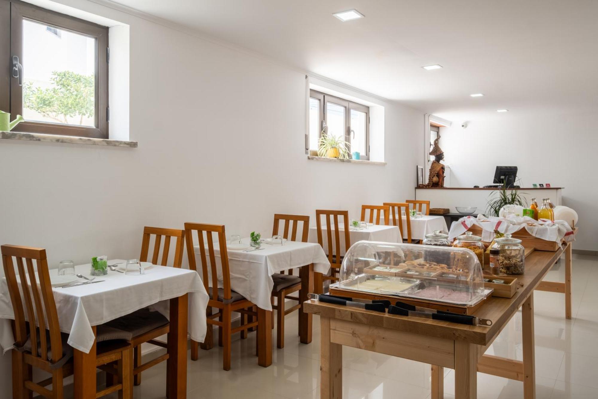 West Side Guesthouse Peniche Extérieur photo