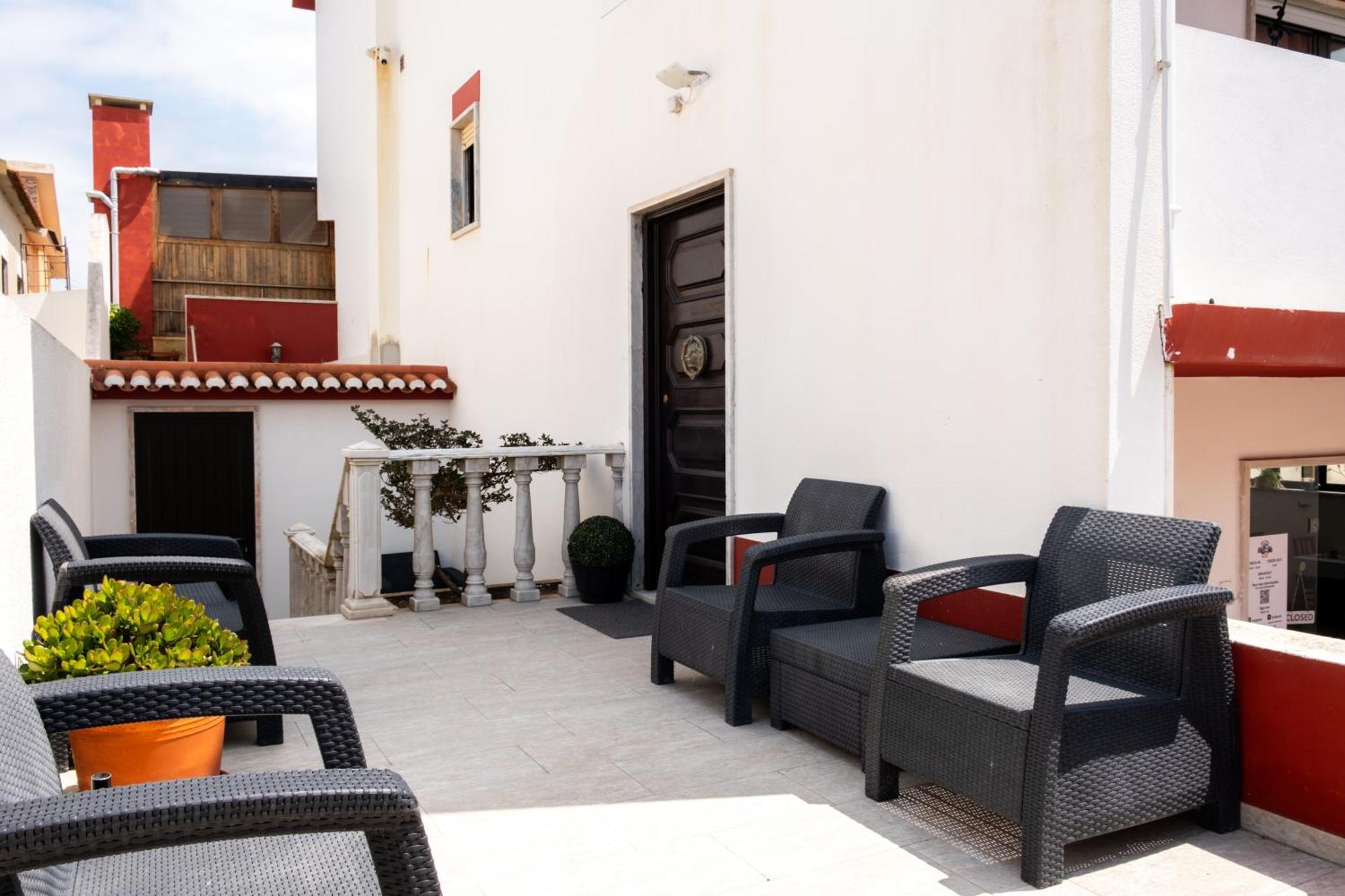 West Side Guesthouse Peniche Extérieur photo
