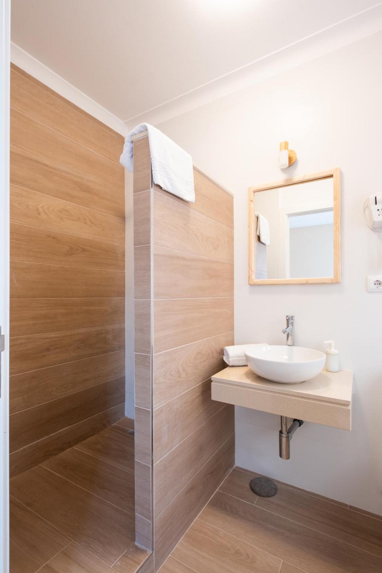 West Side Guesthouse Peniche Extérieur photo