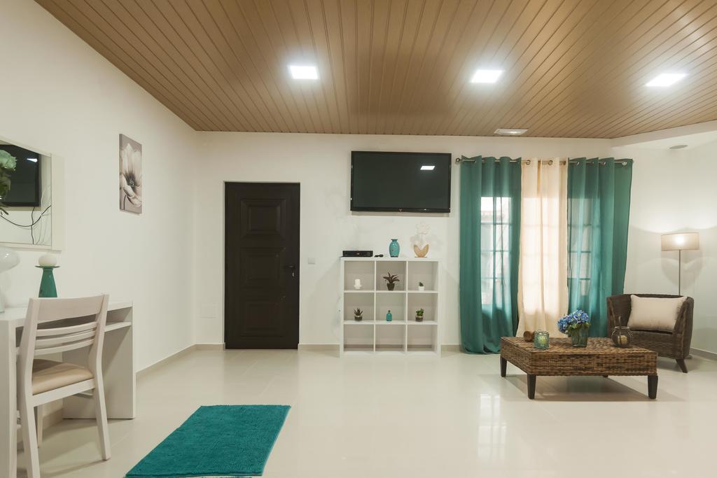 West Side Guesthouse Peniche Extérieur photo